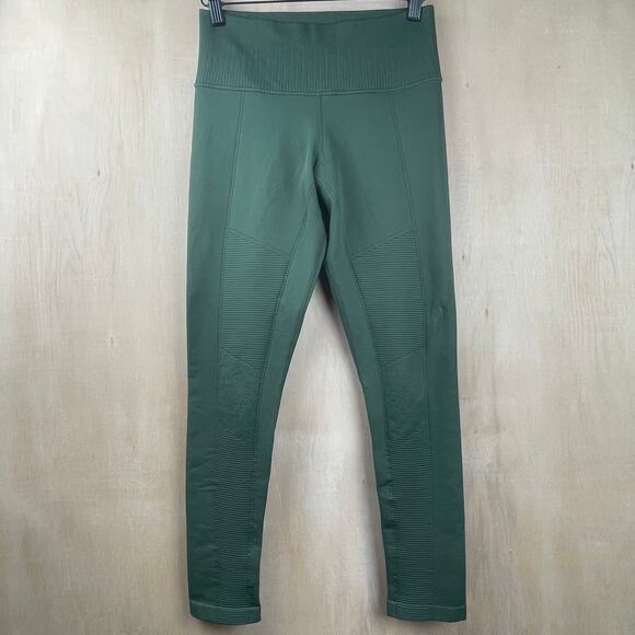 G1021 CRZ YOGA Women's Seamless Workout Leggings Size Medium (8/10) - Picture 1 of 6